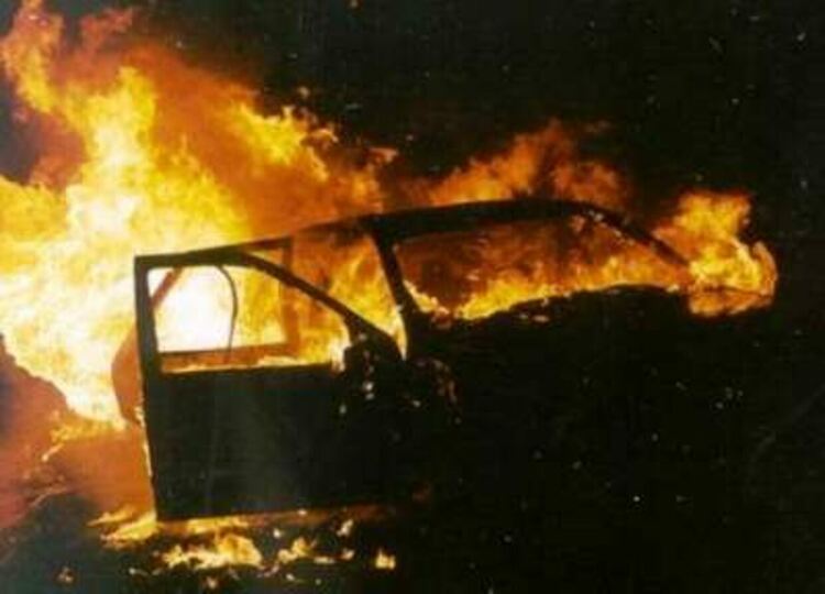 Два пожара с материални загуби са гасени на 1 август от пернишките огнеборци