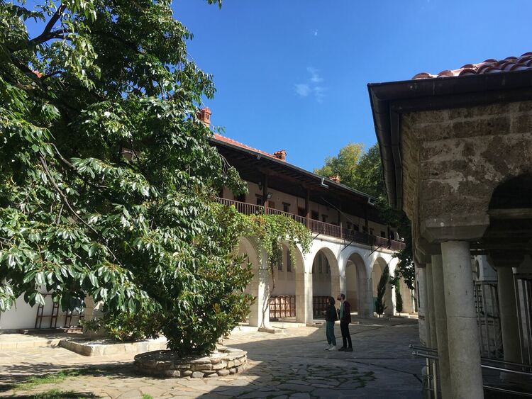 Слънчево начало на седмицата