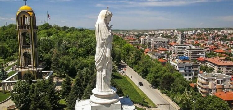Слънчево във вторник и с повишение на температурата