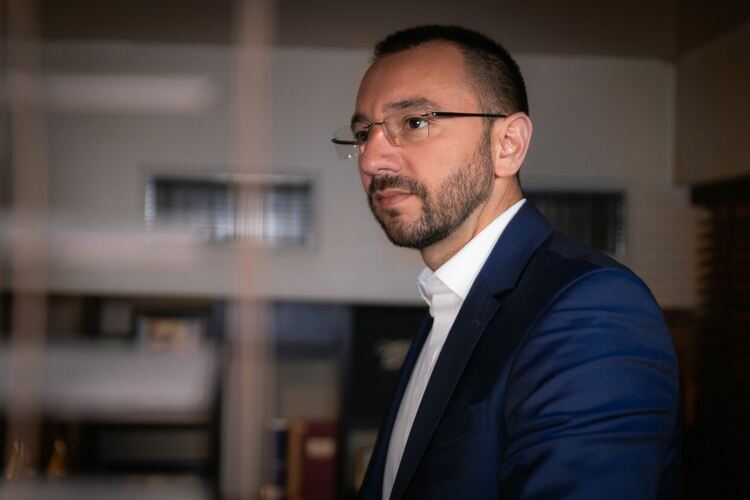 Кой е Антон Хекимян - (не)очакваната кандидатура за кмет на София