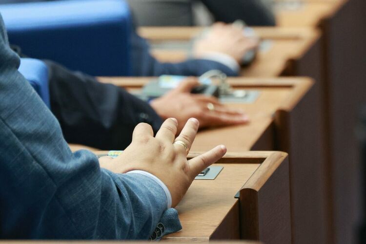  Следствието остава в прокуратурата, приеха депутатите