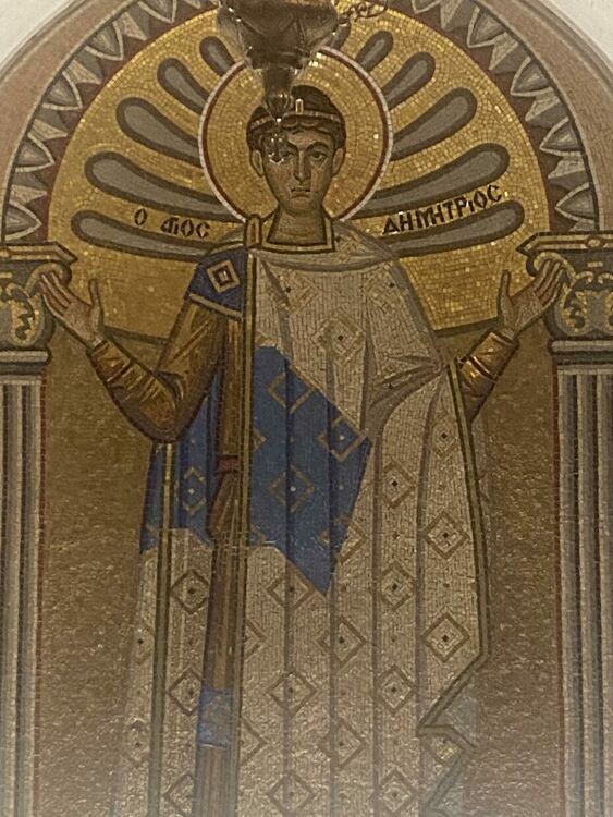 3035 именици празнуват Димитровден в Хасково