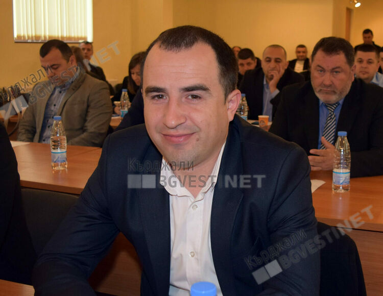 Ресторантите в Кърджали чакат гурбетчиите за новогодишни резервации, кувертът ще бъде от 80 до 120 лева