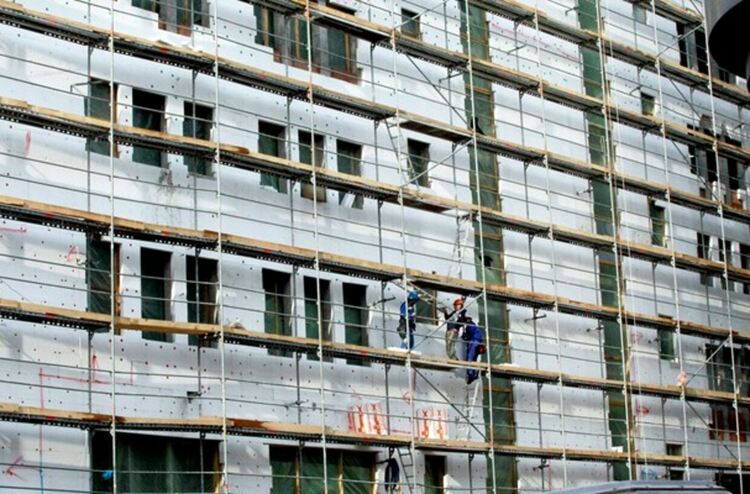 Започва санирането на тринадесет многофамилни жилищни сгради