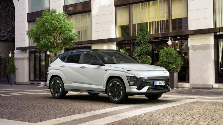 Hyundai показа спортна версия на електрическата KONA