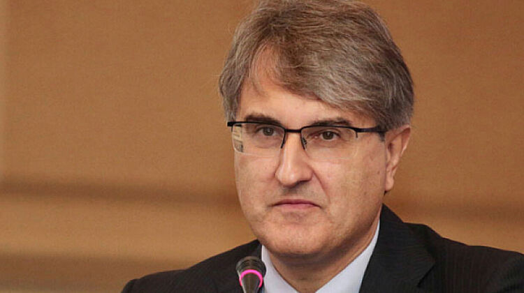  Евгений Кънев: Крайнодесните и Кремъл разчитат с мръсната вода да изхвърлим и най-красивото дете на демокрацията - ЕС