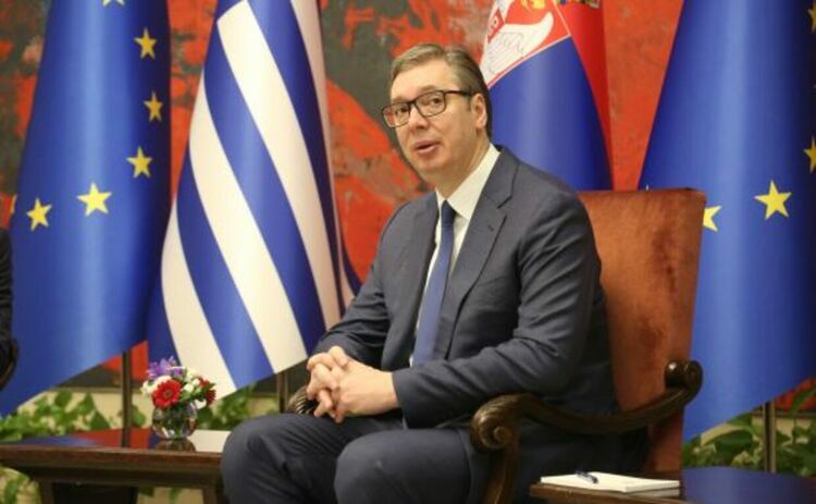 Сърбия иска да е в ЕС, но първо Брюксел да я ухажва
