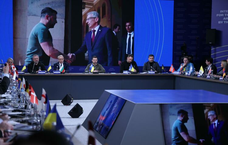 Премиерът Денков от Киев: За България международното право е свещено, осъждаме зверствата и престъпленията срещу човечеството