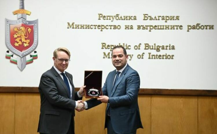 Шефът на Фронтекс отива на границата ни с Турция