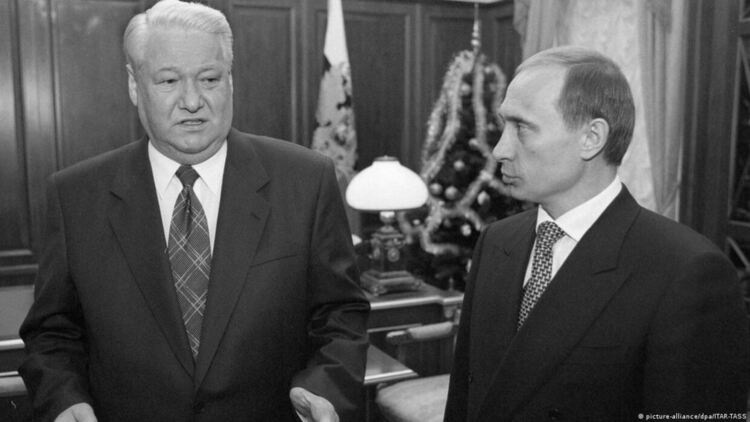 Защо не може да има „мека диктатура“: вижте Русия и Путин