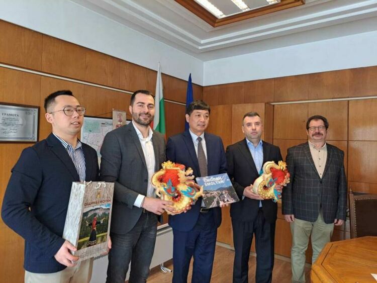 Според директора на Китайския културен център, Смолян предлага много добри туристически продукти