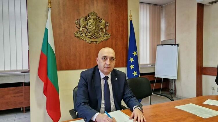 Кметът на Кърджали Ерол Мюмюн подписа договори за 4 инфраструктурни проекта на стойност 50 млн.лв.