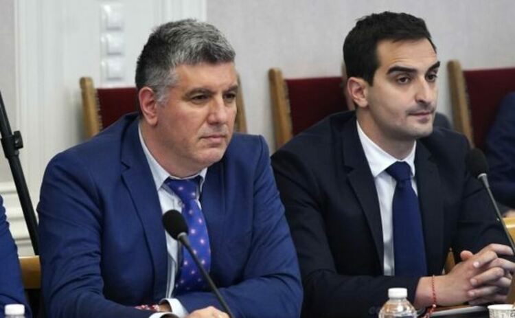 Кои депутати ще напуснат НС, когато се върнат министрите от кабинета ''Денков''