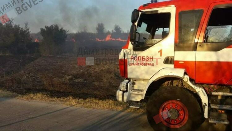 Вила изгоря в село Крепост