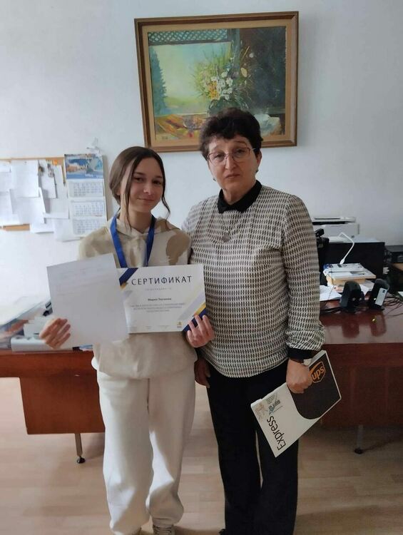 За гордост! Шестокласничка от Смолян получи златен медал на Олимпиада "Кингс"