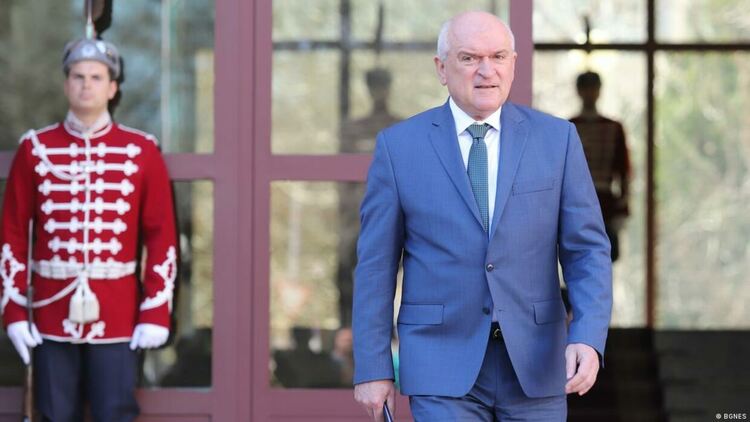 Главчев шеф на МвнР: Дипломацията не е за аматьори