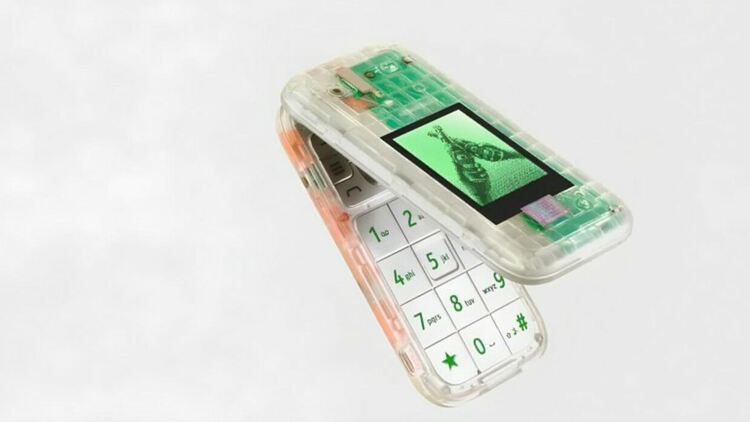 The Boring Phone - "скучният" телефон, който ще ни върне социалния живот