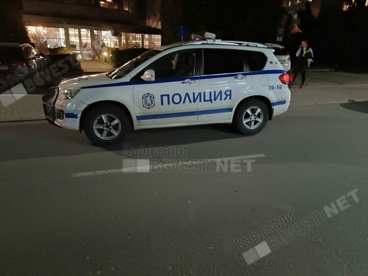 Задържаха кърджалиец с наркотик посред нощ