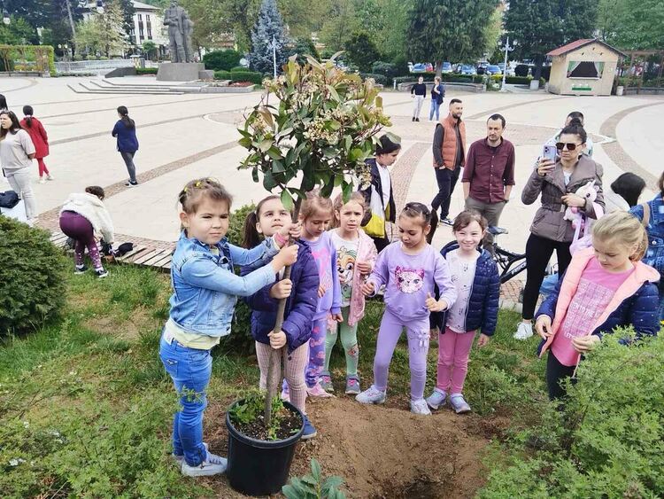 Приключи пролетното почистване на Община Златоград