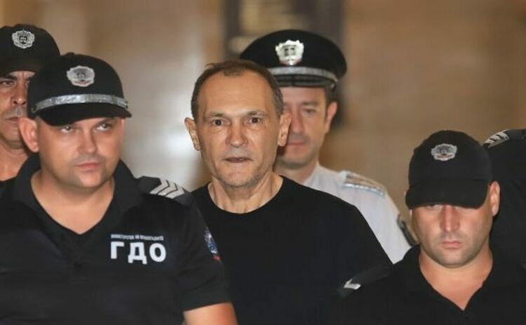 Съдът пусна Васил Божков под гаранция от 130 000 лв.