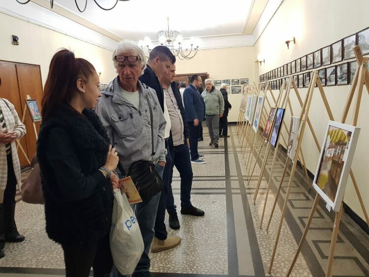"Пролетно настроение" превзе фоайето на читалището
