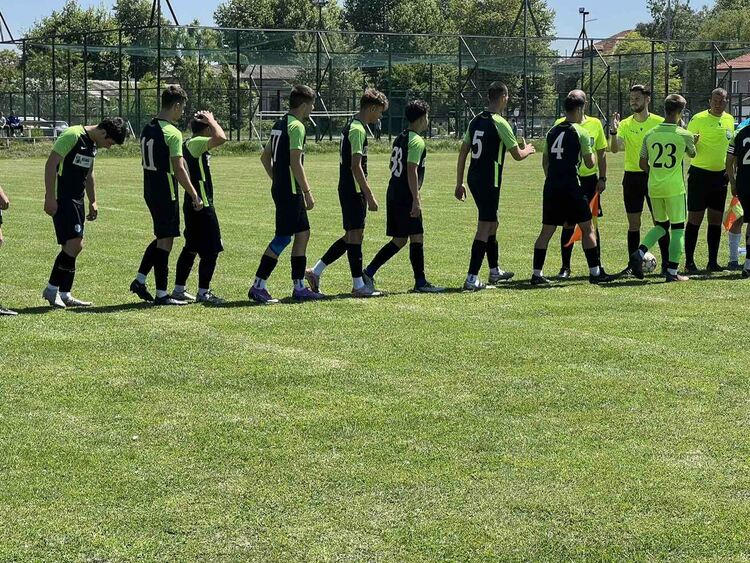 АРДА U17 разгроми Юнайтед