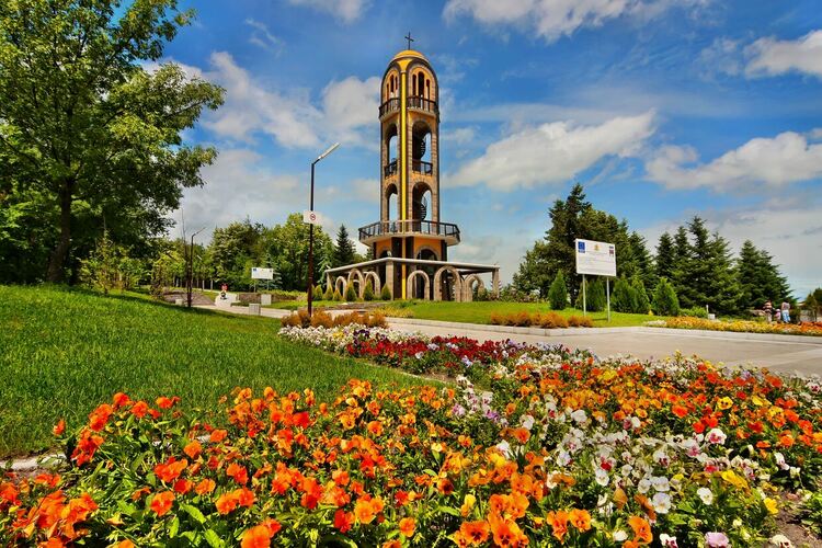 Затварят Камбанарията заради смяна на дървените перила и парапети