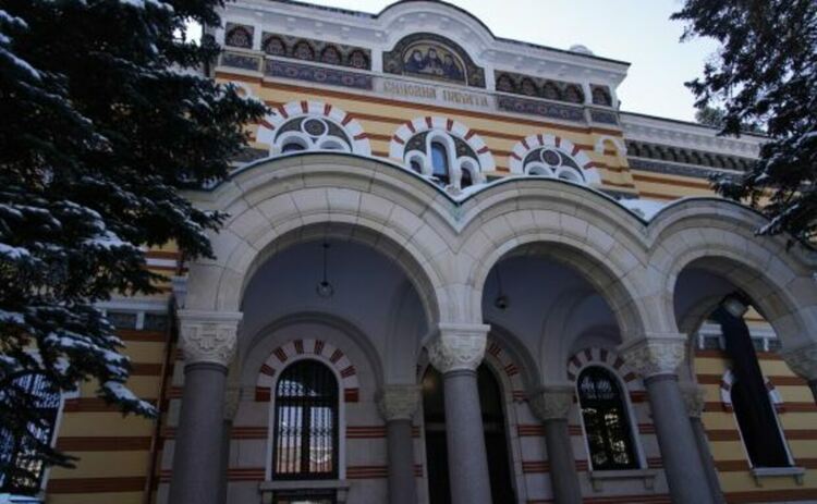 Започва изборът на нов патриарх, Св. синод определя тримата претенденти за наследник на Неофит