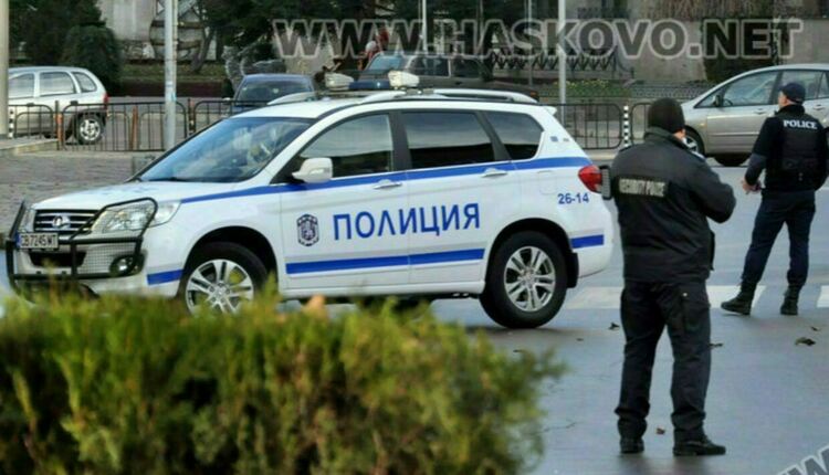 Задържаха 35-годишен за грабеж в центъра на Хасково 