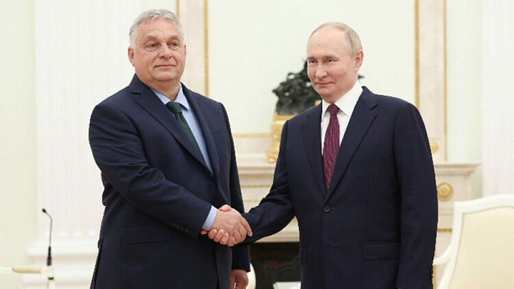  Путин е заявил пред Орбан, че е готов да чуе позицията му за Украйна
