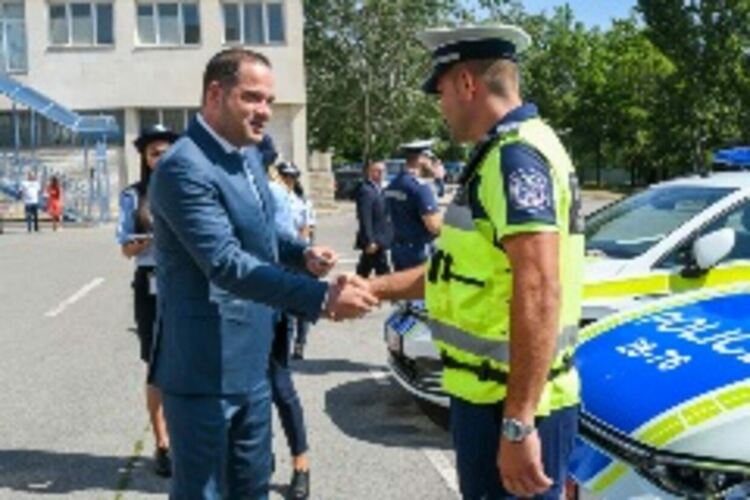 Още две бързи патрулки получиха пътните полицаи в Хасково 