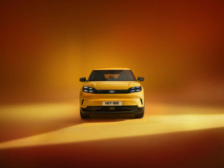 Възроденият Ford Capri е тук, но много по-различен (и електрически)