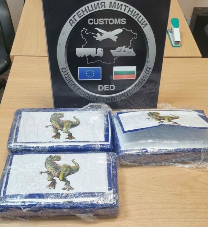 Водач опита да избяга, след като откриха кокаин за над 1 млн. лв. в тира му