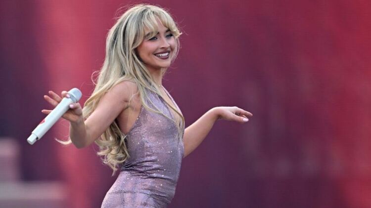 Sabrina Carpenter прекали с „Espresso“ и започна да халюцинира