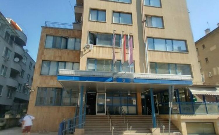 Пращат фалшиви имейли от името на Здравната каса