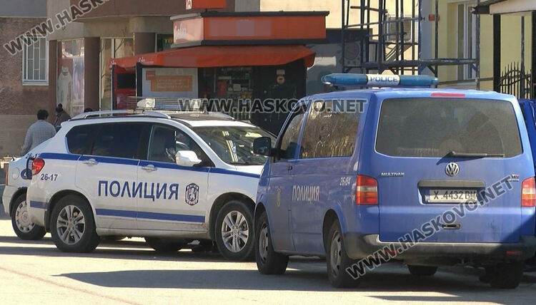 Хванаха двама с метаамфетамин