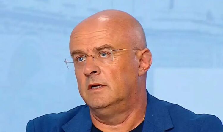 Илхан Андай: Ахмед Доган е в база в Пампорово