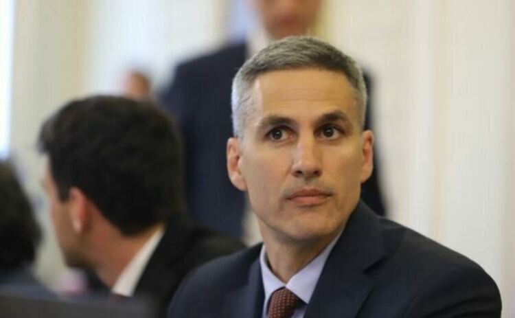 ВАС пита съда на ЕС може ли Андрей Гюров да се върне в БНБ