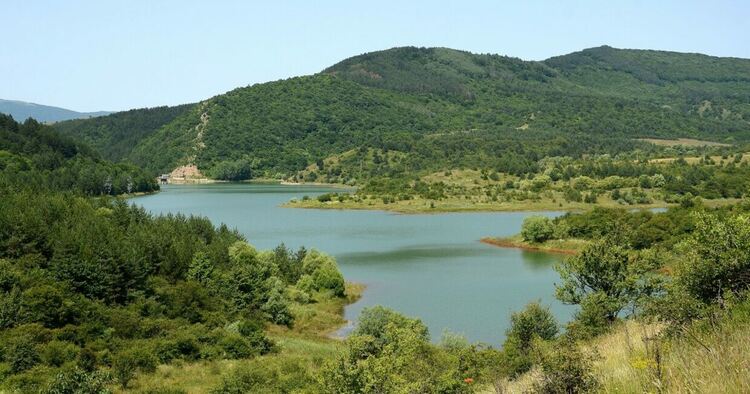 Безводието в Брезнишко е довело до понижение в нивото на язовир „Красава“ и режим в няколко села от общината