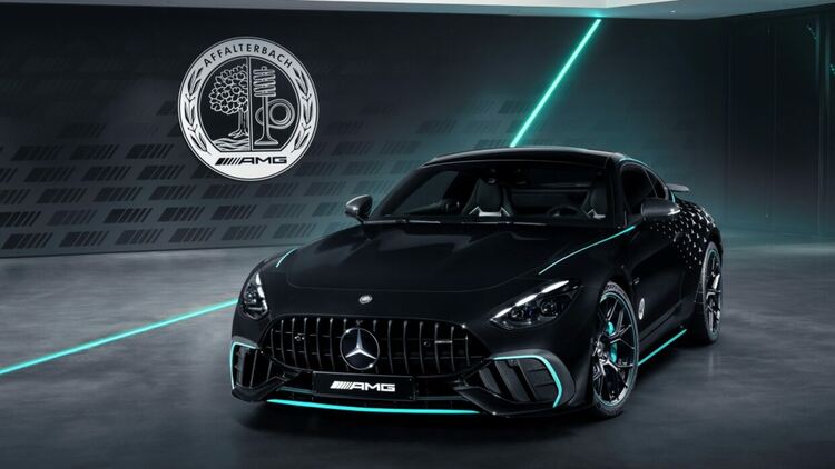 Mercedes пуска лимитиран AMG GT специално за феновете на Formula 1