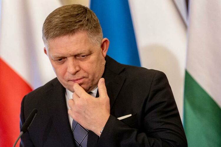 Фицо: Словакия ще възобнови икономическите си отношения с Русия