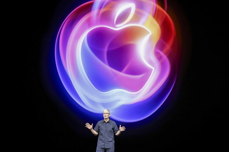 Apple изостава с поне две години от лидерите в областта на изкуствения интелект и компанията го знае