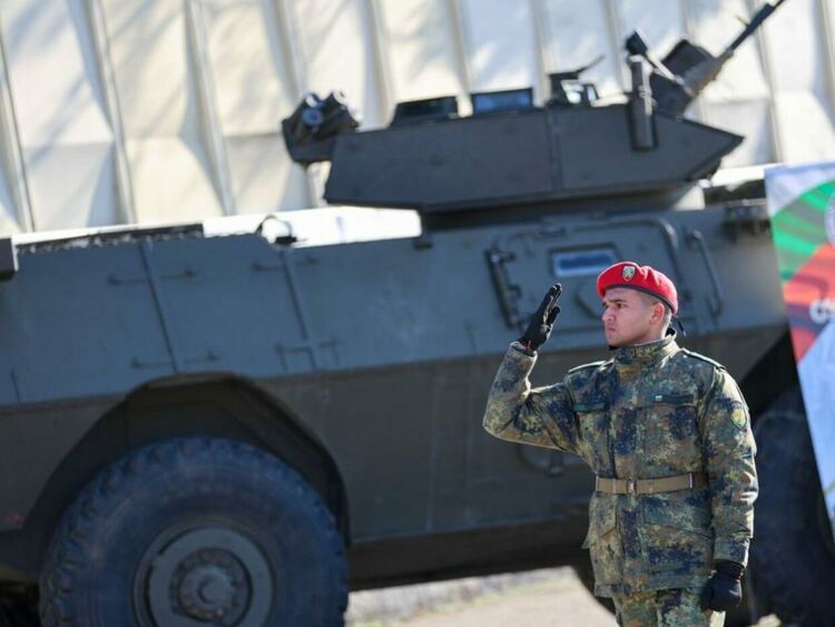 МО стартира кампания за повишаване на интереса към военната служба