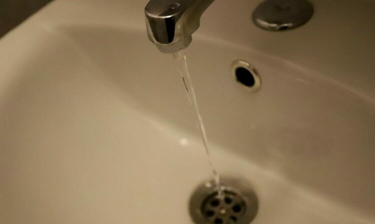 Качеството на водата се влошава, увеличават се авариите по ВиК мрежите, сочи доклад на КЕВР  