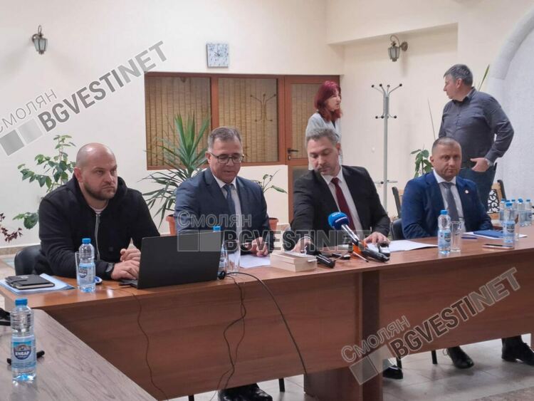 244 пистолета и 30 пушки иззети при специализирана акция на прокуратурата и ГДБОП; задържан е мъж от село Чепинци