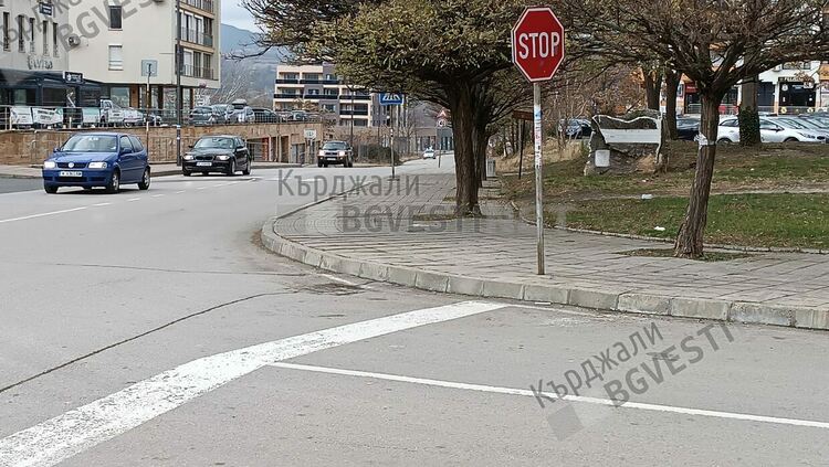 Грешка в навигацията праща гостите на Кърджали на несъществуваща улица „Македония” вместо на „Джордж Вашингтон”