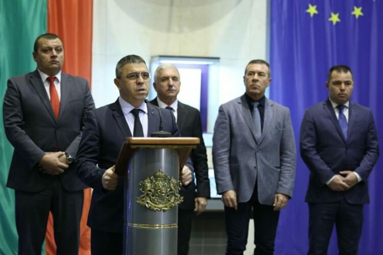 МВР: Няма договорка България да приема мигранти