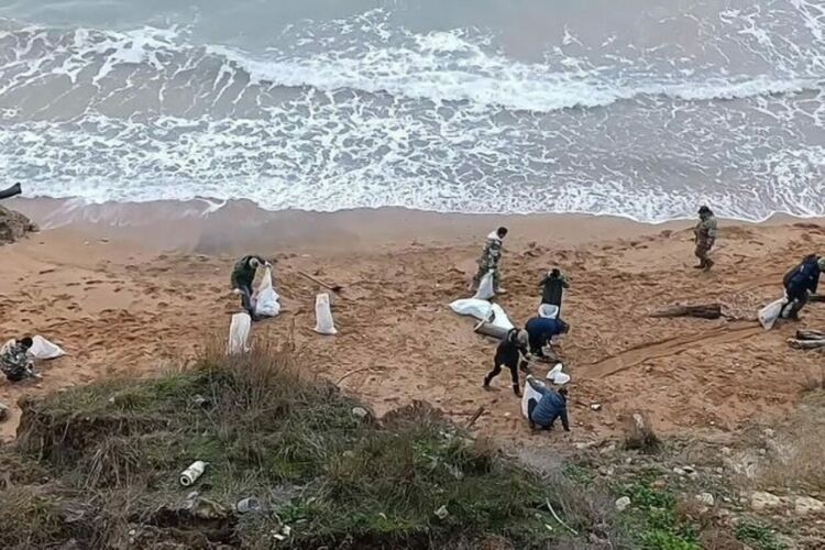 Екокатастрофата в Черно море, предизвикана от руски танкери, се разраства
