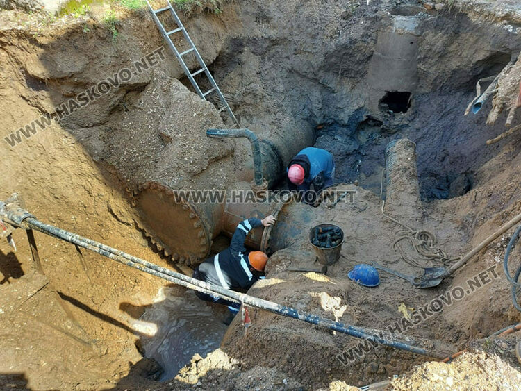 Част от Хасково и четири села може да останат без вода заради ВиК авария