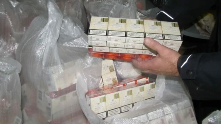 Откриха 540 цигари без бандерол в козметичен салон в центъра на Хасково